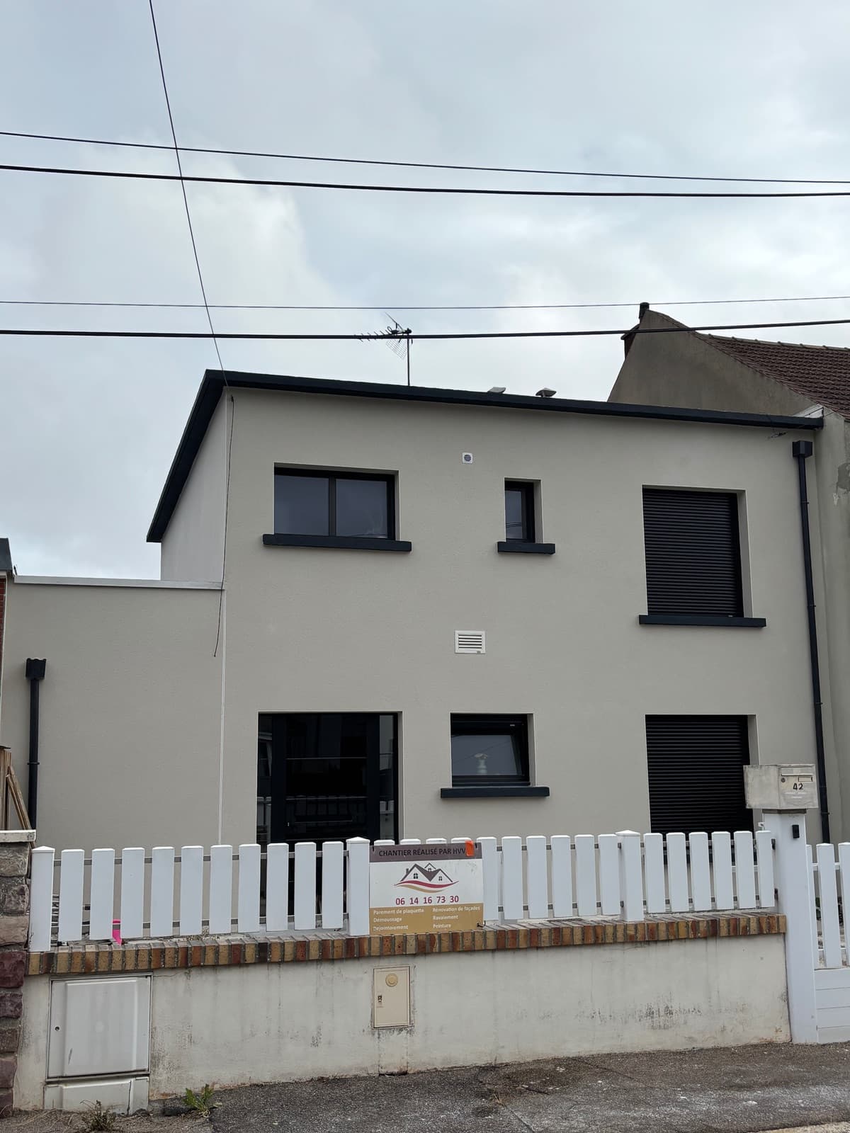 projet de Ravalement — la façade après les travaux de HVV Rénovation de façades, Rue de pré catelan, Le havre